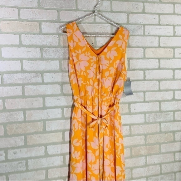 Collective Concepts NWT Tie Neck Floral Midi Dress Size S - Picture 3 of 10